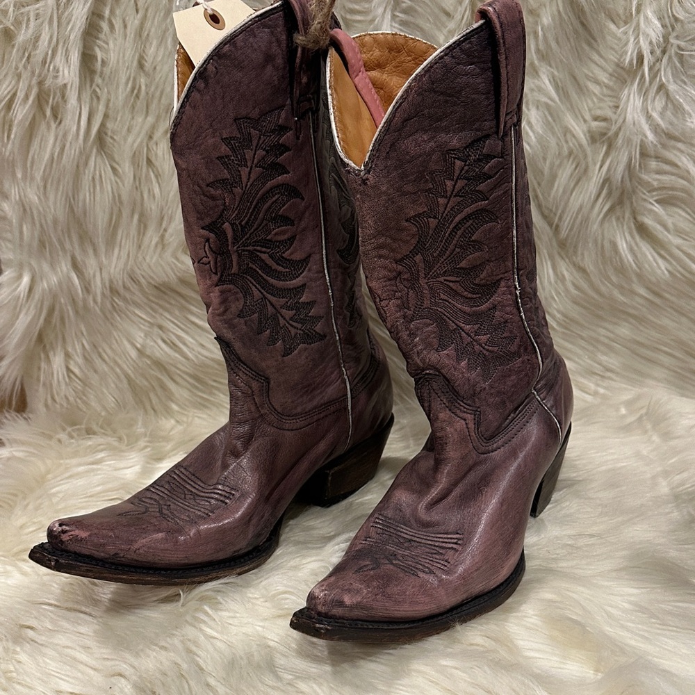 Stetson Rustic Pink Western Boots - Picture 4 of 9